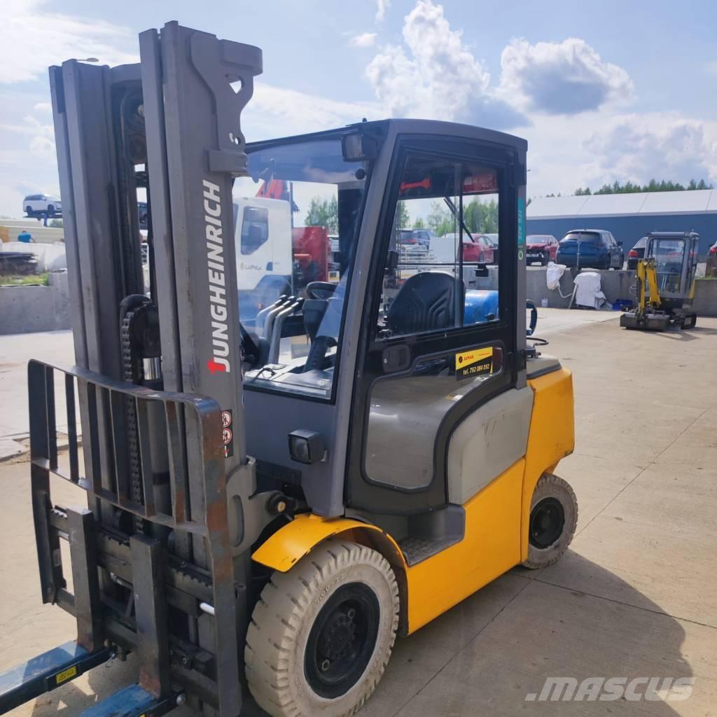 Jungheinrich TFG 425 LPG heftrucks