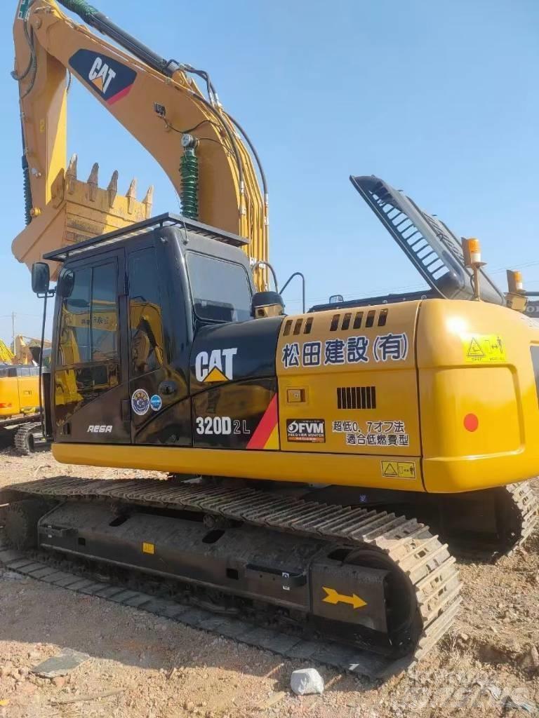CAT 320D2L Rupsgraafmachines
