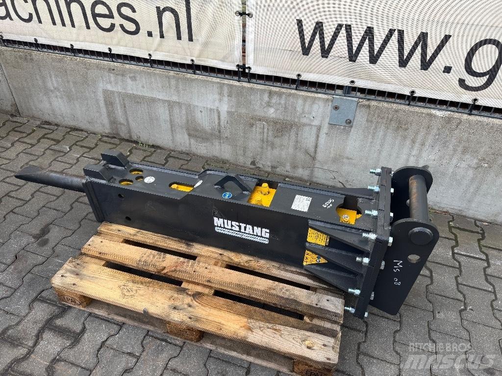 Mustang HM 1002 Hamers en brekers