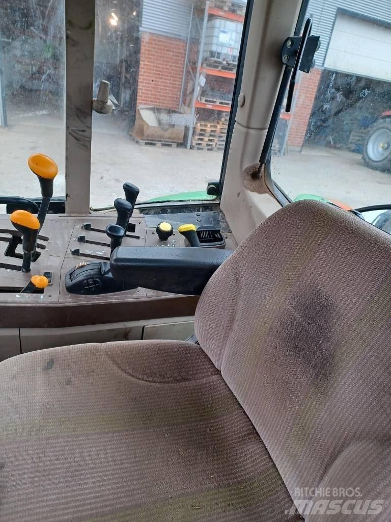 John Deere 6220 Tractoren