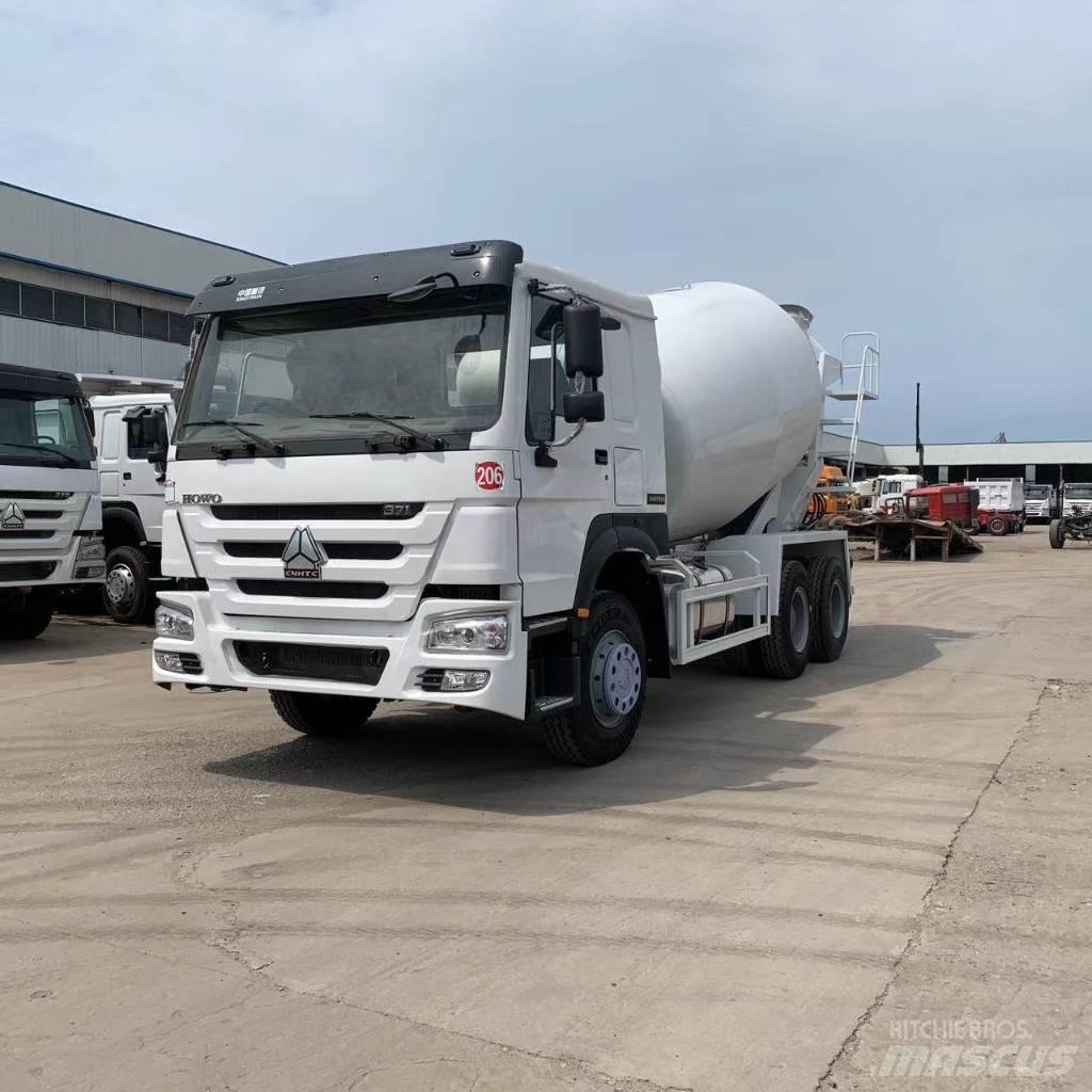 Howo 371 Betonmixers en pompen