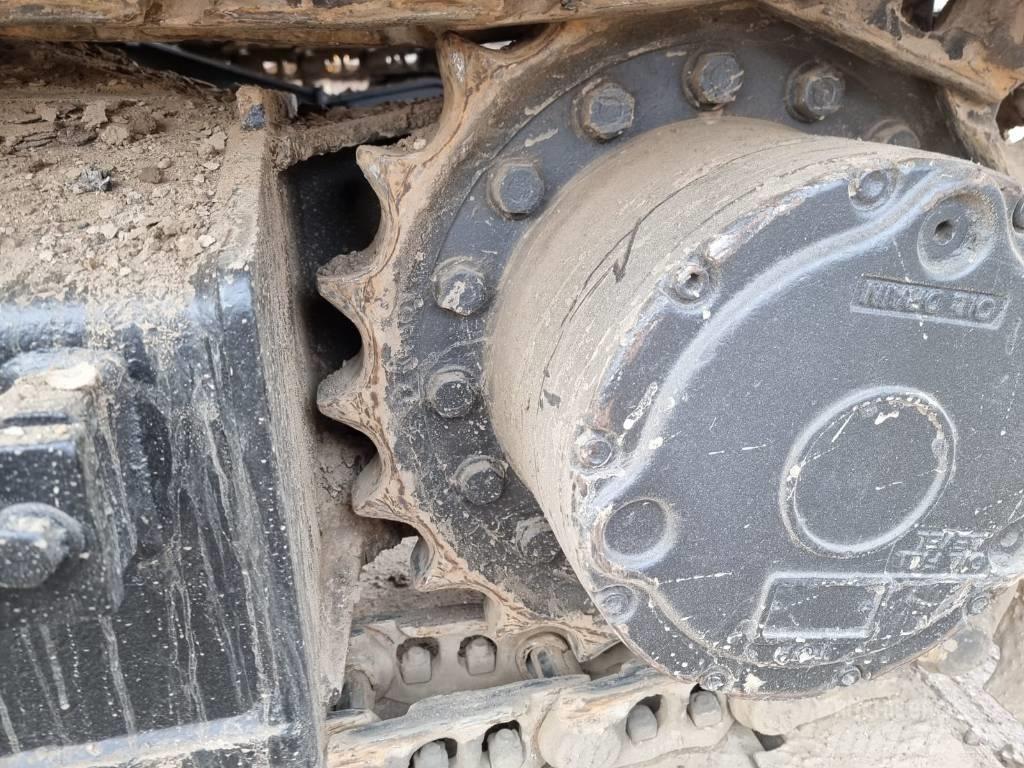 JCB JS 130 LC Rupsgraafmachines