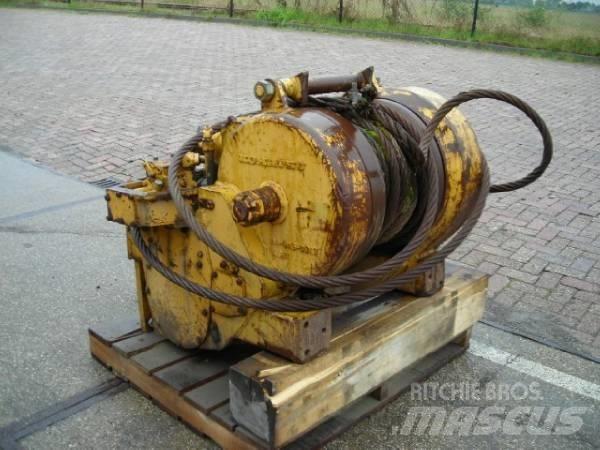 Komatsu D65E WINCH Overige componenten