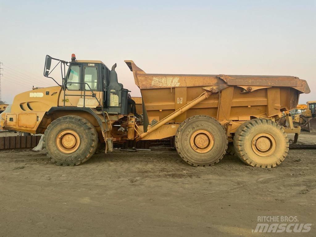Bell D35D Knik dumptrucks