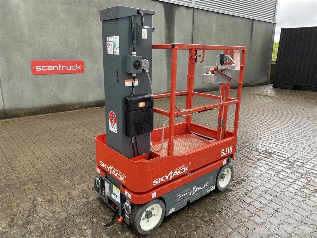 SkyJack SJ16 Personenliften en invalideliften
