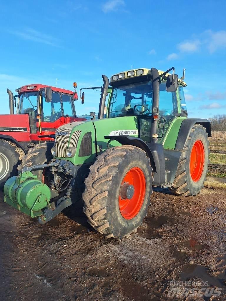 Fendt 716 Vario Tractoren