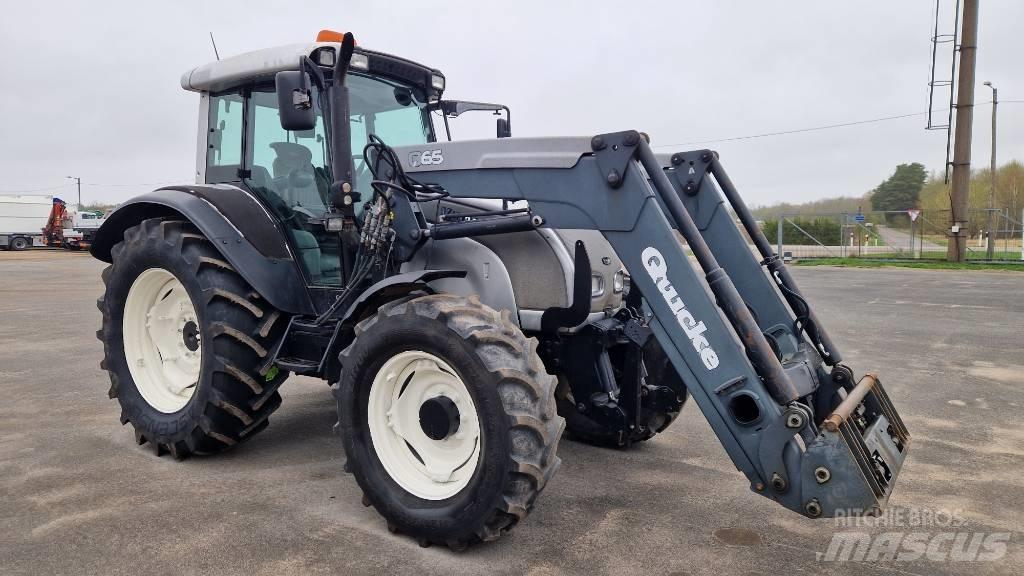 Valtra C 120 Tractoren