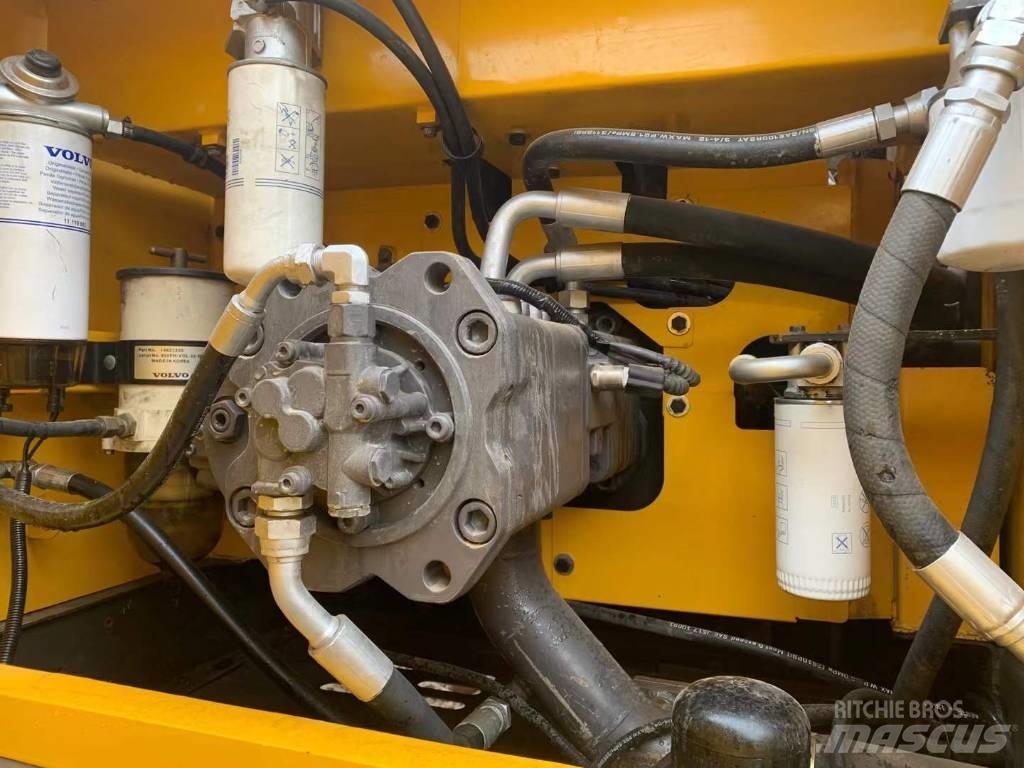 Volvo EC 300 D L Rupsgraafmachines