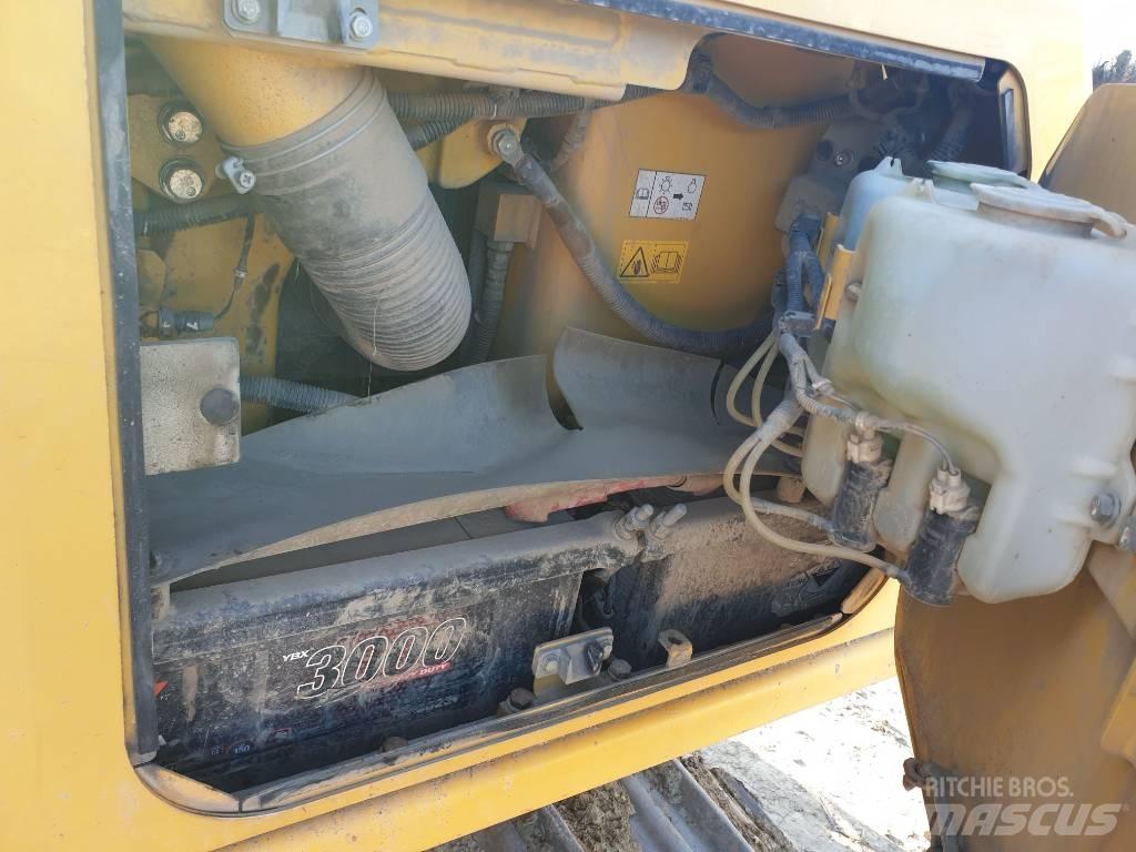 Komatsu D65PXi-18 Rupsdozers