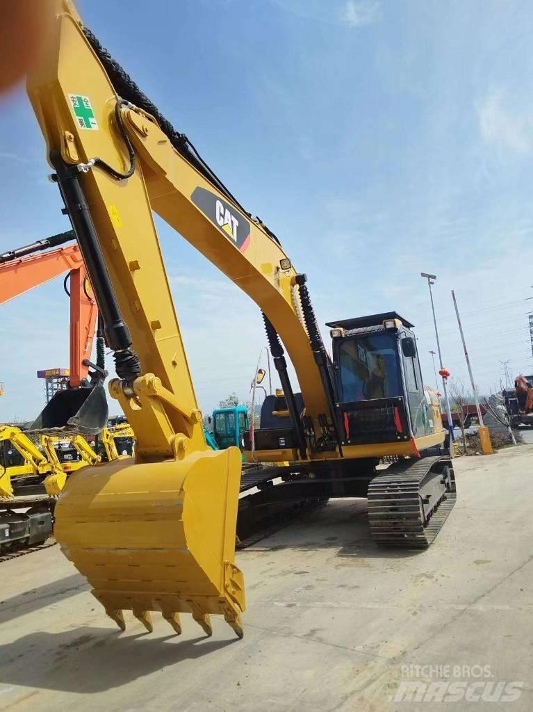 CAT 320 D 2 Midigraafmachines 7t - 12t