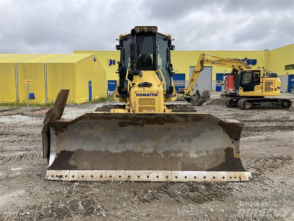 Komatsu DX 51 PX 22 Rupsdozers