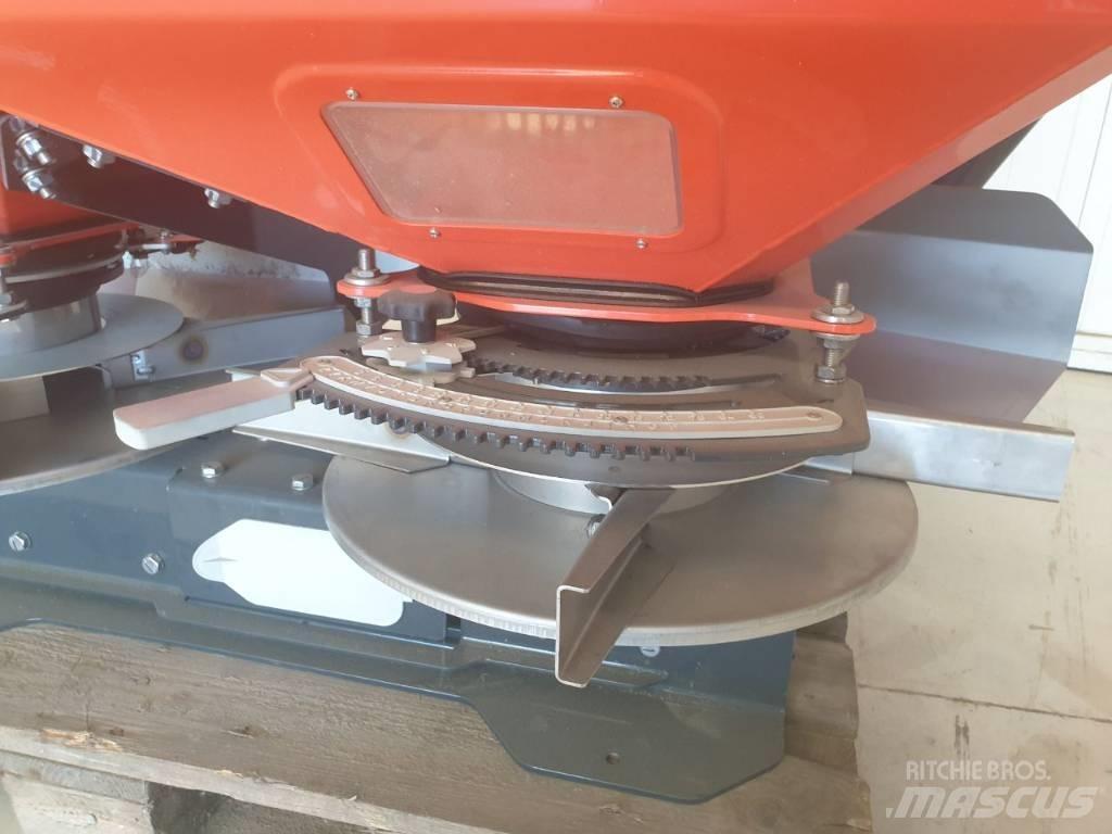 Kubota DSC 700 Kunstmeststrooiers