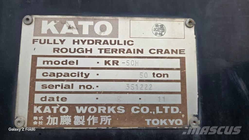 Kato KR 50 H Ruwterrein kranen