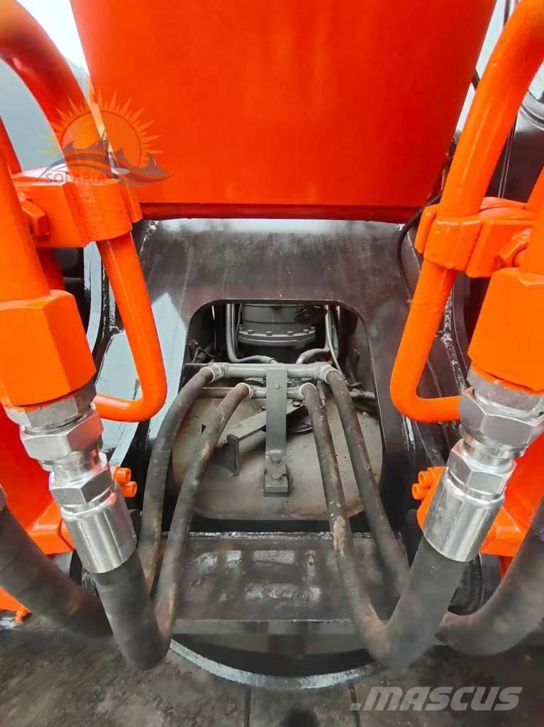 Hitachi ZX 200 Rupsgraafmachines