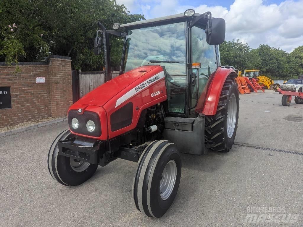 Massey Ferguson 5445 Tractoren