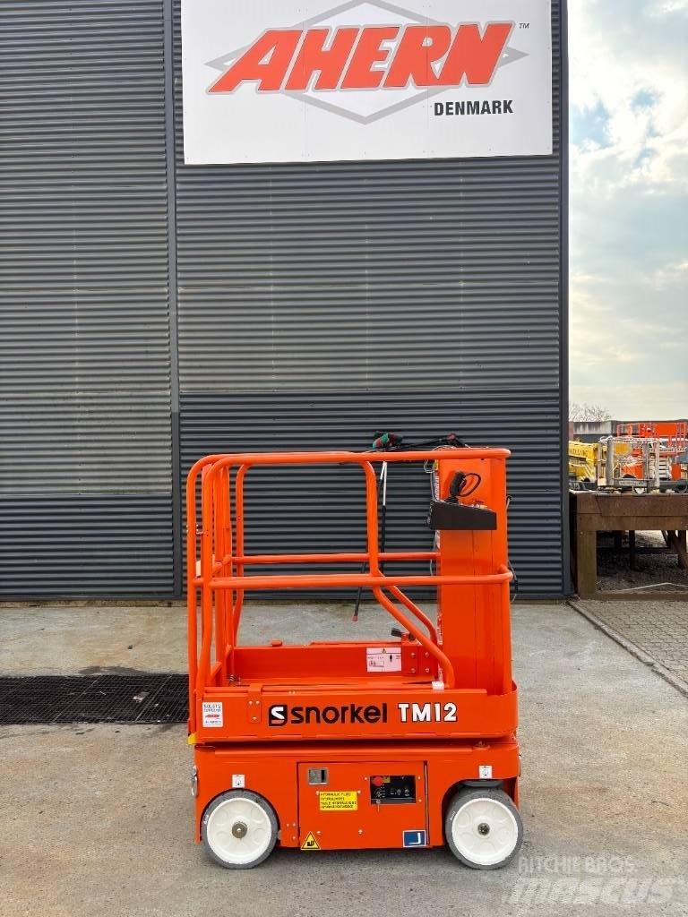 Snorkel TM 12 Personenliften en invalideliften