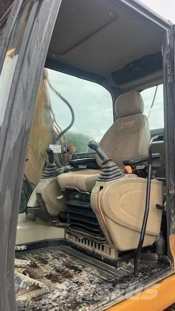 CASE CX 130 C Rupsgraafmachines