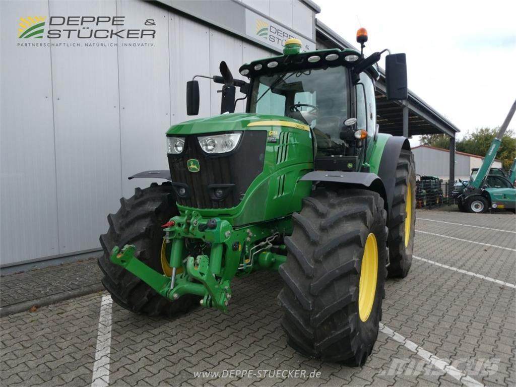 John Deere 6215R Tractoren
