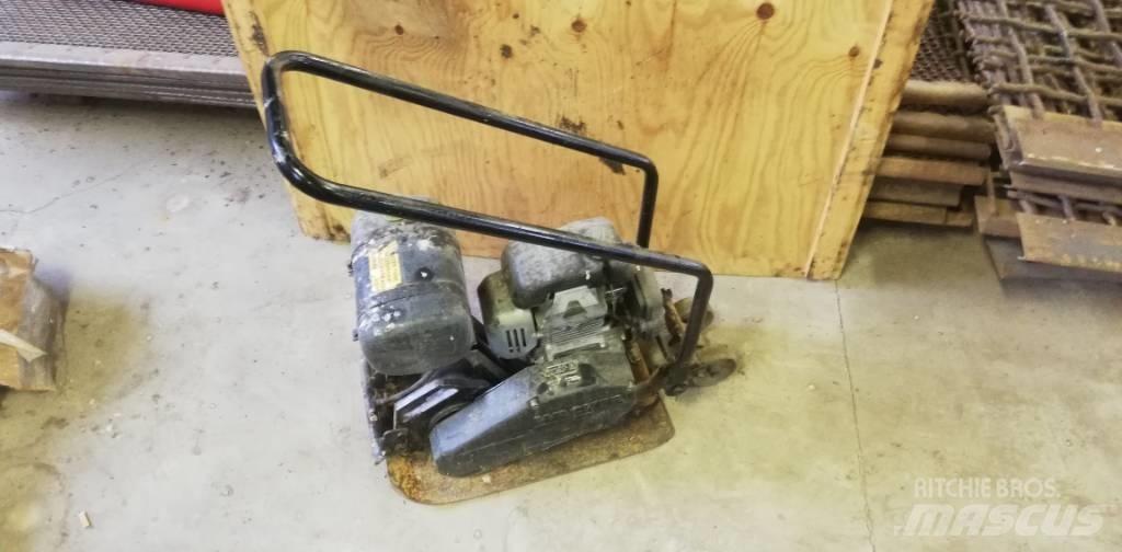 Wacker 1135 Stampers