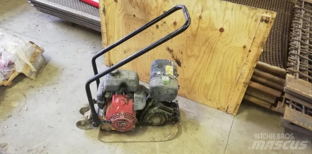 Wacker 1135 Stampers