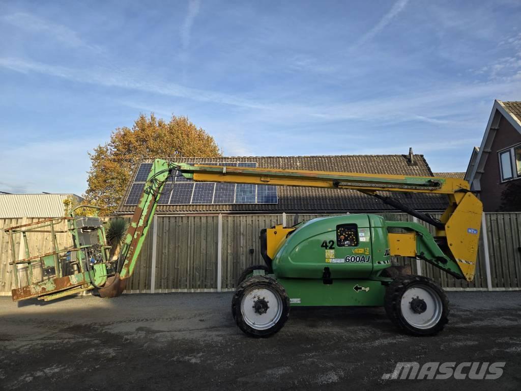 JLG 600 AJ Knikarmhoogwerkers