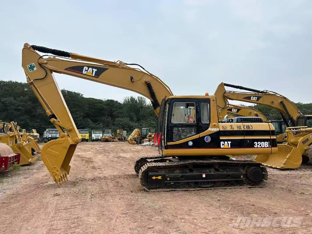 CAT 320 B L Rupsgraafmachines