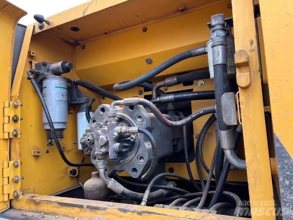 Volvo EC 290 B LC Rupsgraafmachines