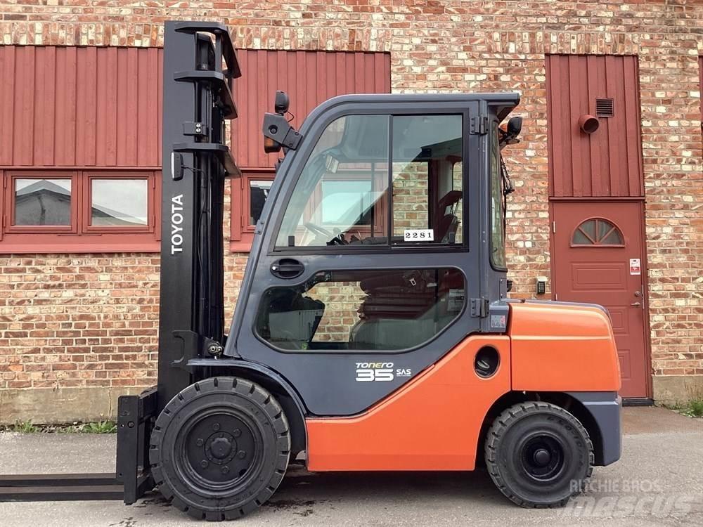 Toyota 8FDJF35 Diesel heftrucks
