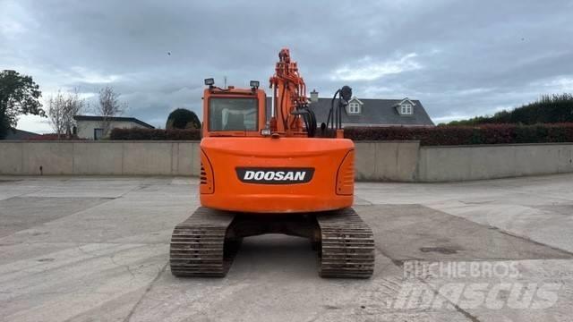 Doosan DX 140 Rupsgraafmachines