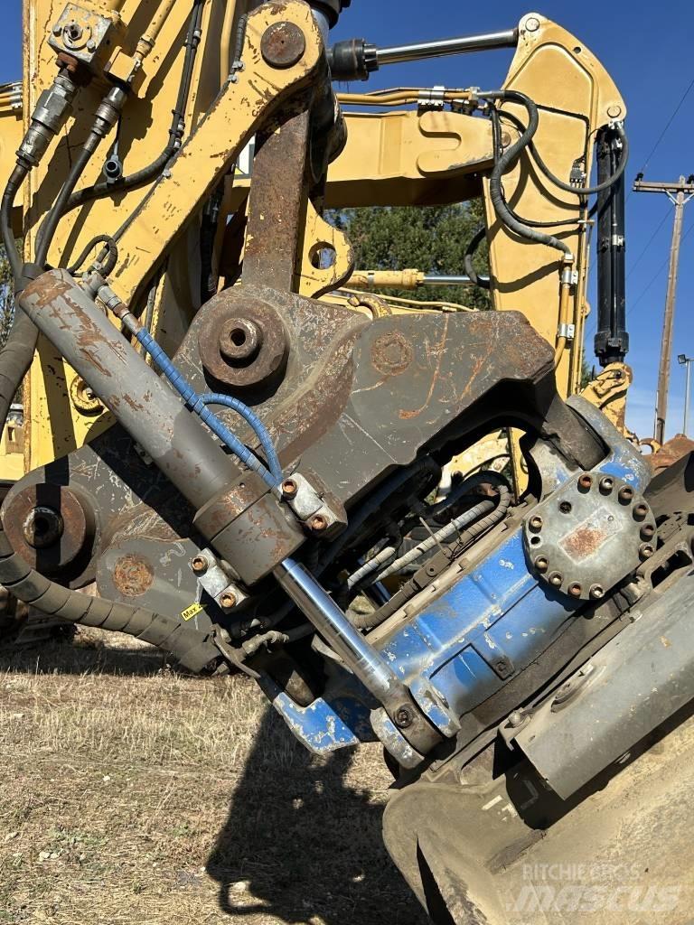 CAT 323 EL Rupsgraafmachines