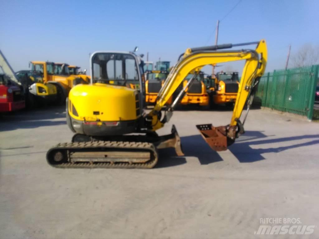 Wacker Neuson 50 Z3 Minigraafmachines < 7t