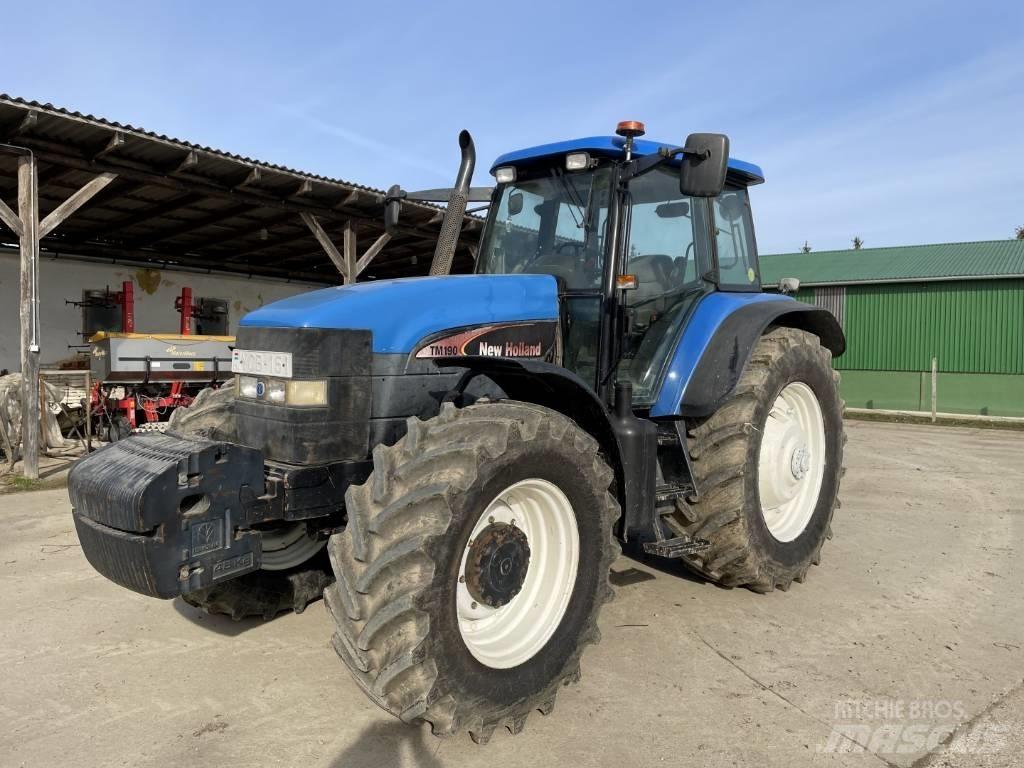 New Holland TM 190 Tractoren