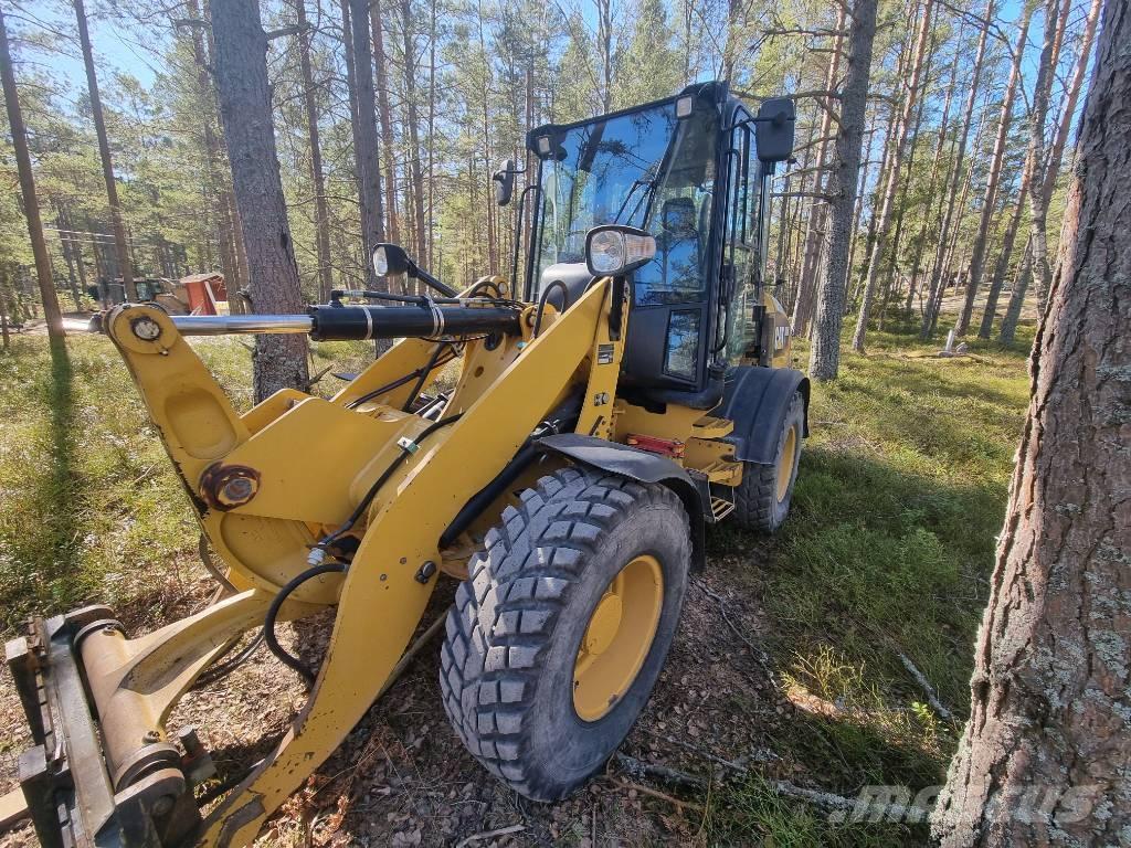 CAT 908M -2015 Wielladers
