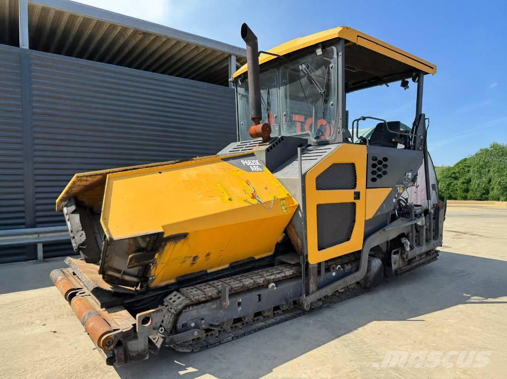 Volvo P 6820C Asfaltafwerkmachines
