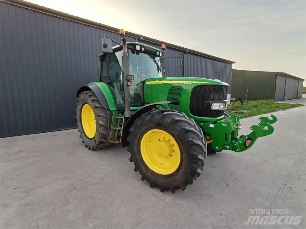 John Deere 6820 Tractoren