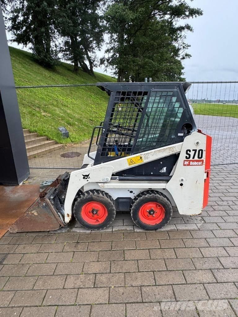 Bobcat S 70 Schrankladers