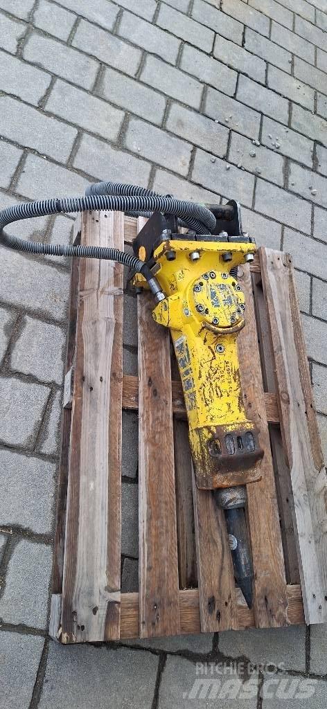 Epiroc SB 152 Hamers en brekers