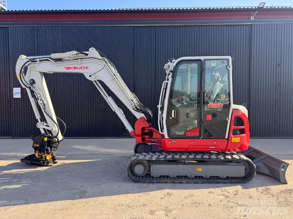 Takeuchi TB 370 Midigraafmachines 7t - 12t