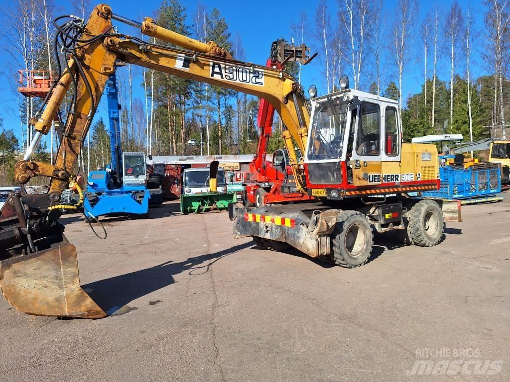 Liebherr A 902 Wielgraafmachines