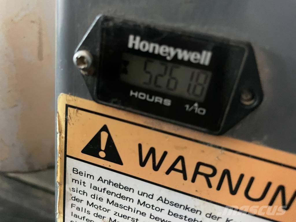 Takeuchi TB 250 Minigraafmachines < 7t