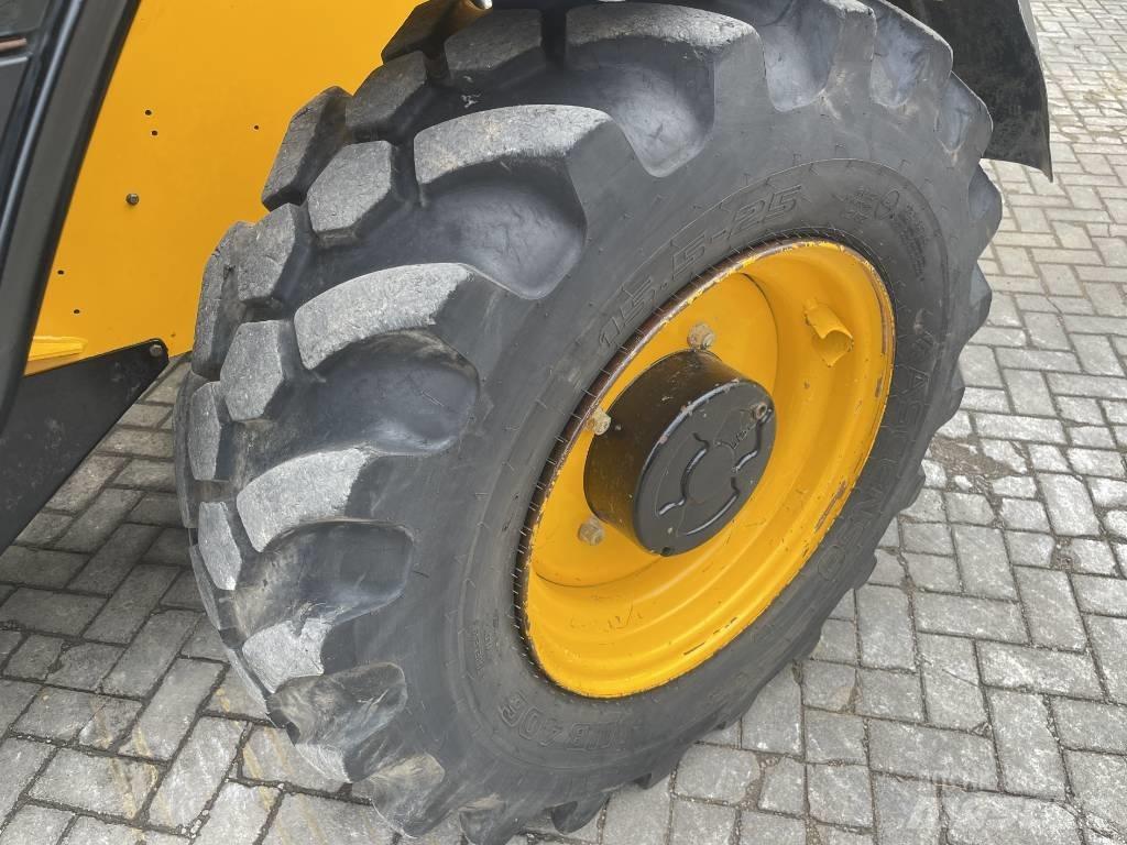 JCB 540-140     2016 Verreikers