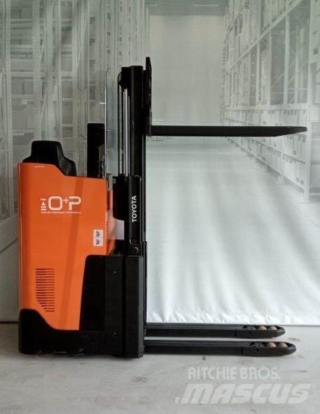 Toyota SSI200D Meerij pallettruck met platform