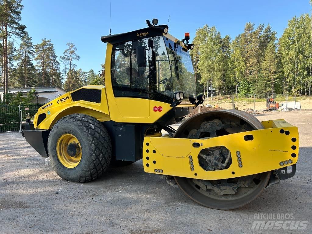 Bomag BW 213 Trilrolwalsen