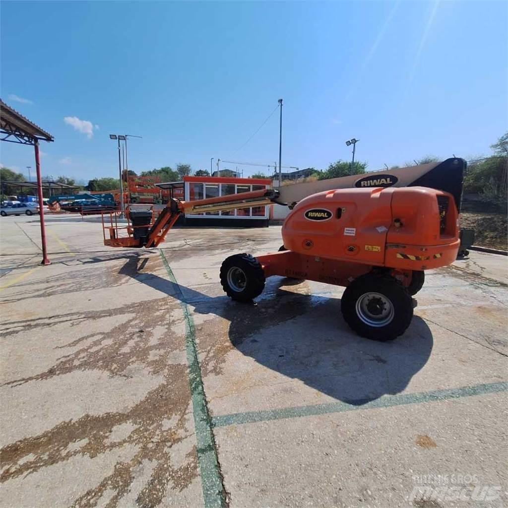 JLG 460SJ Telescoophoogwerkers