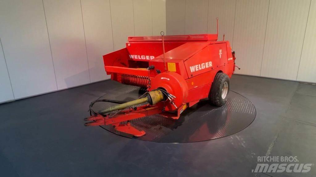 Welger AP 830 Getrokken veldhakselaar