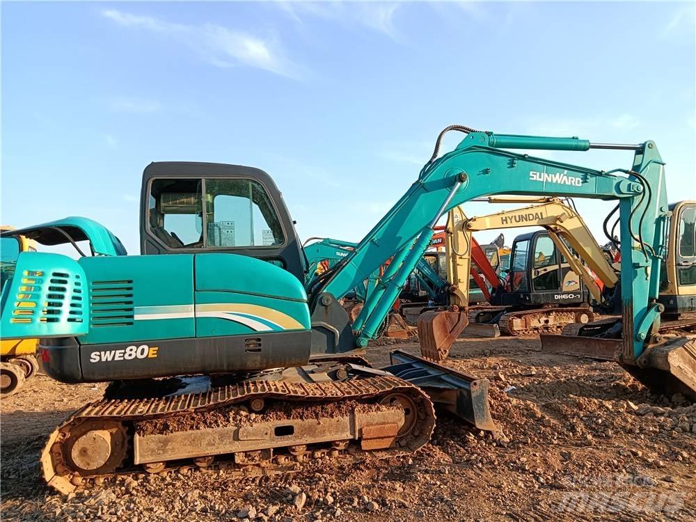 Sunward SWE80E Rupsgraafmachines