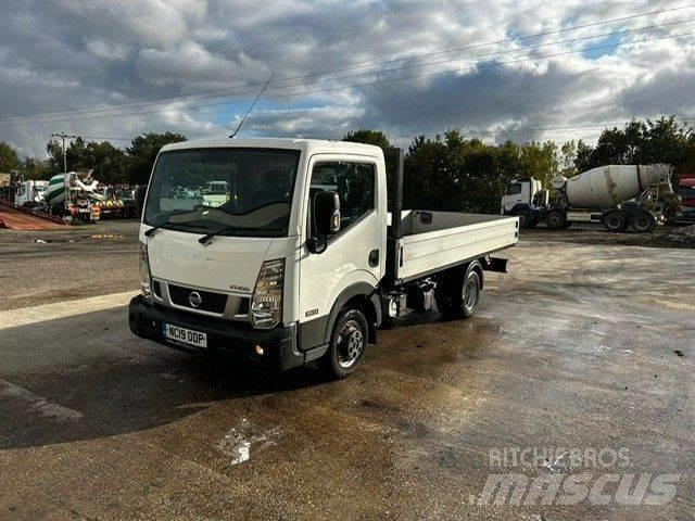 Nissan NT400 Cabstar Bestelwagens met open laadbak