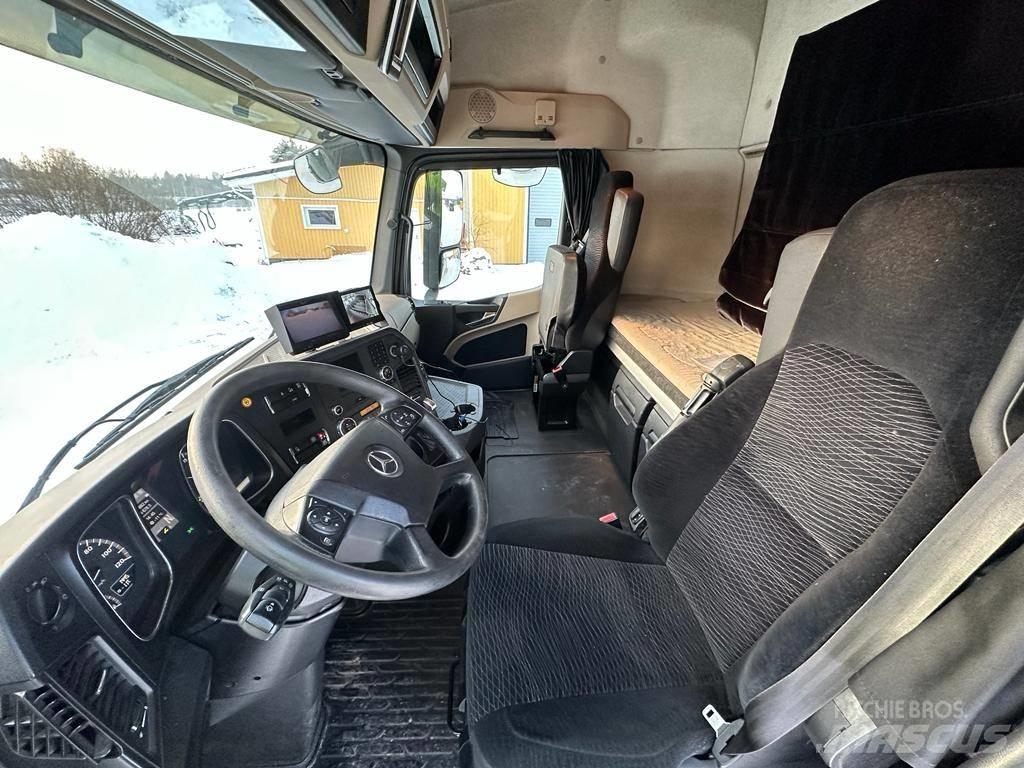 Mercedes-Benz Actros Dieren transport trucks