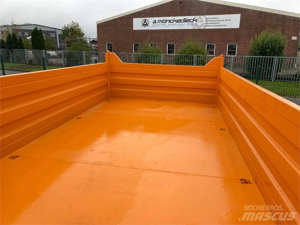 Conow TDK 20 Balenwagens