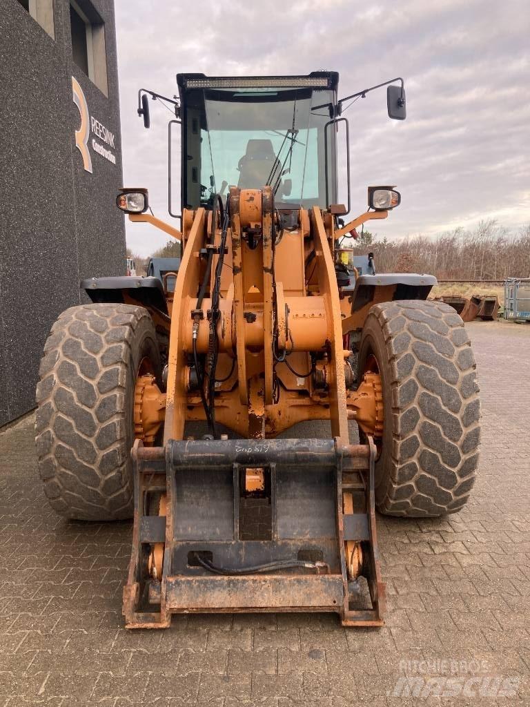 CASE 721 E Wielladers